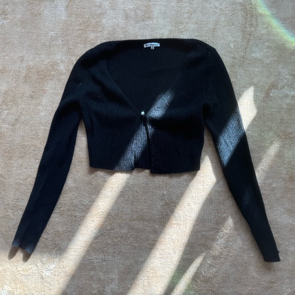 Reformation Pearl Closure Cashmere Crop - Picture 1 of 3